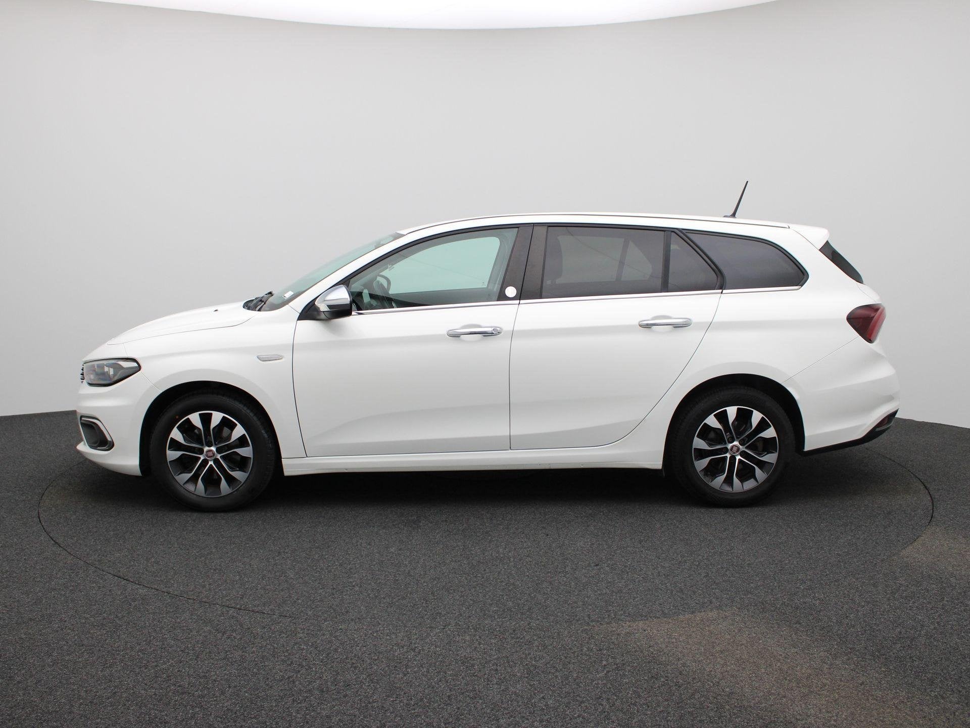 Fiat Tipo SW 1.4 95ch/pk Mirror, Auto's, Fiat, Voorwielaandrijving, Stof, Zwart, 4 cilinders