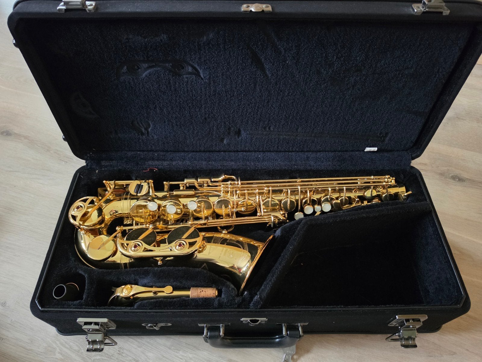 Saxofoon YAS-62, Musique & Instruments, Boîtiers & Valises, Saxophone, Enlèvement
