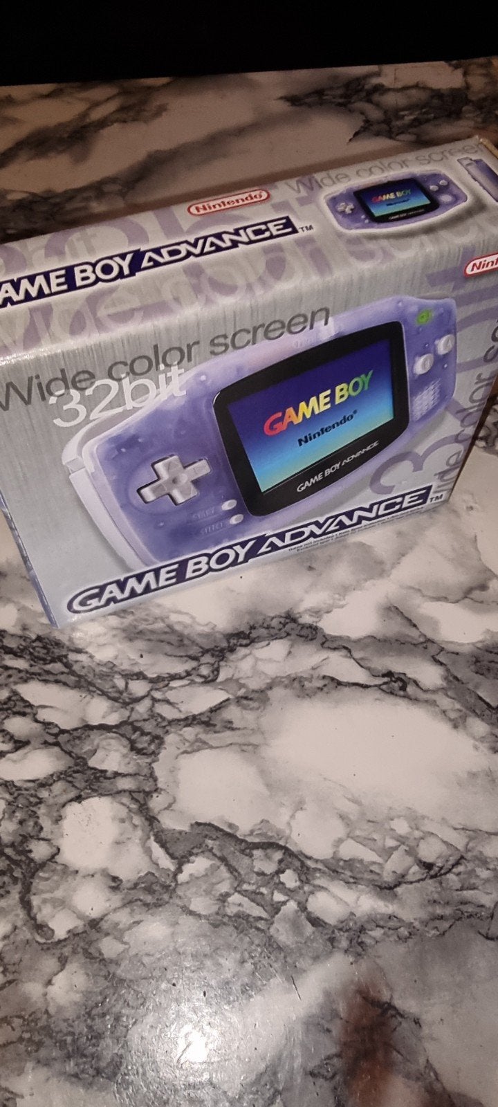 gameboy advance en boite.