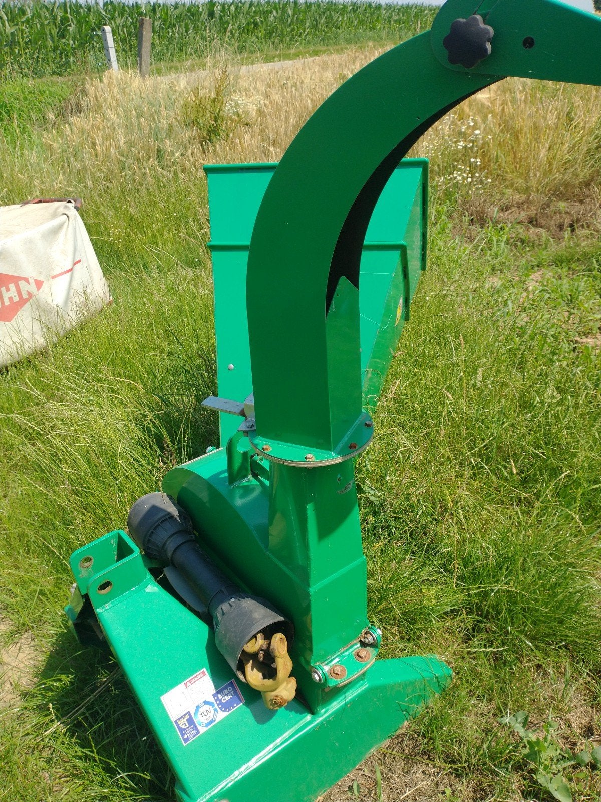 Te koop hakselaar maar 2 keer gebruikt bieden vanaf 600€, Enlèvement