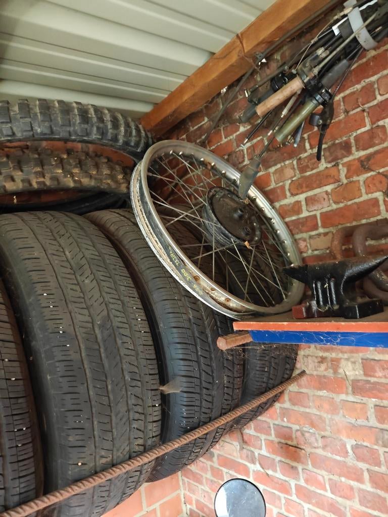 Voorwiel Honda xr 350, Ophalen of Verzenden, Honda