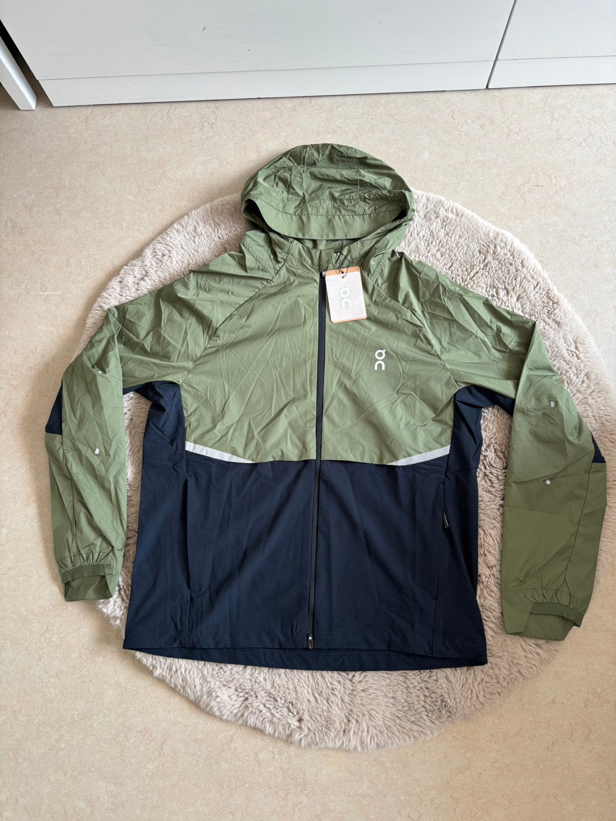 On Cloud Vest Groen - Nieuw!, Enlèvement, Neuf, Taille 48/50 (M), Vert