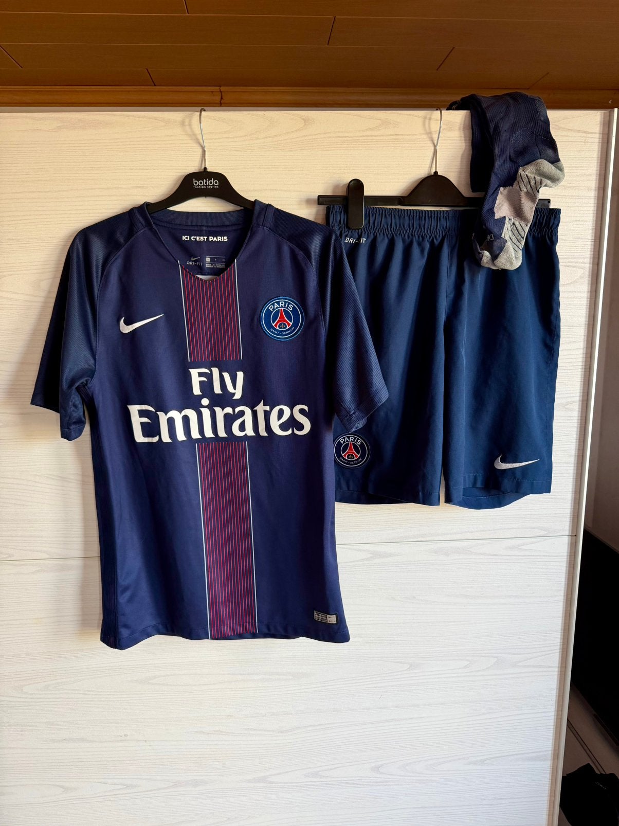 Psg home shirt + short + kousen 2016 maat S, Maat S, Ophalen, Zo goed als nieuw, Shirt