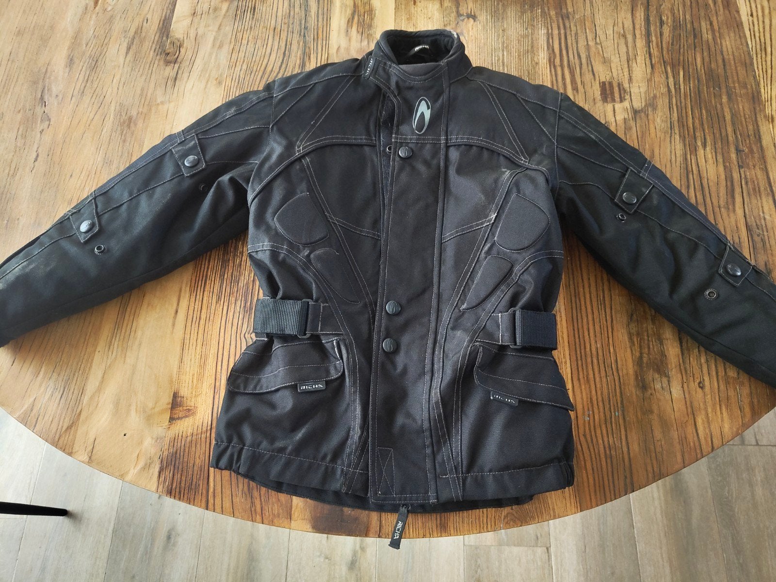 Richa motorjas maat 140 (kind), Motoren, Kleding | Motorkleding, Ophalen
