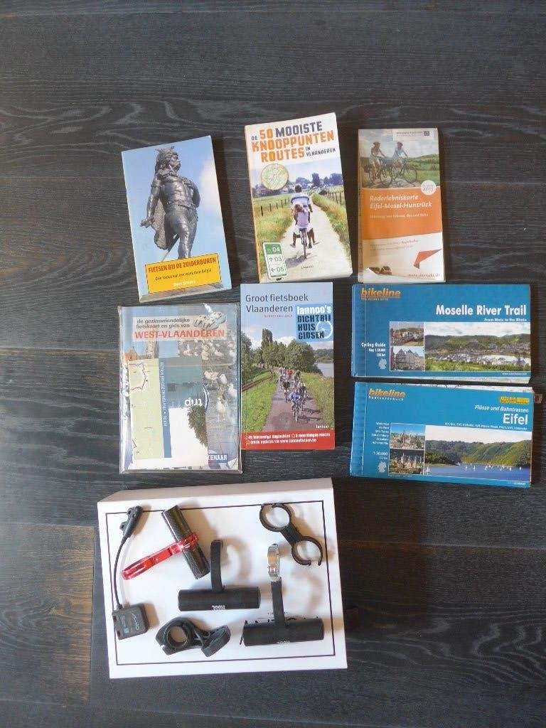 Fietsvakanties : boeken en toebehoren, Fietsen en Brommers, Ophalen of Verzenden, Gebruikt