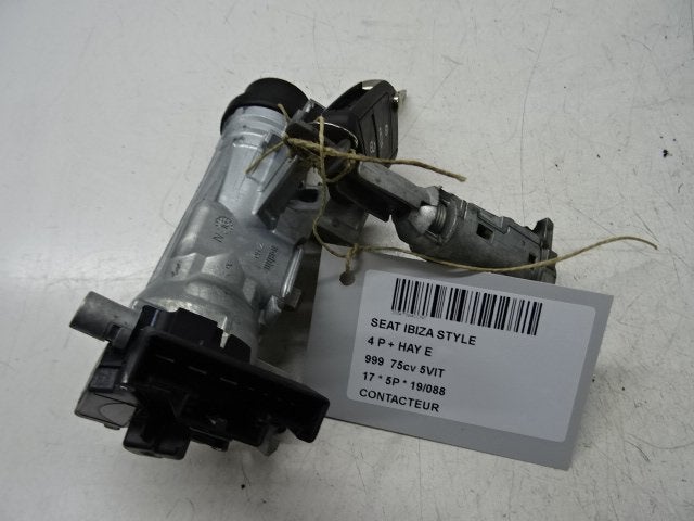 NEIMAN / COMMUTATEUR D ALLUMAGE Seat Ibiza V (KJB), Seat Deutschland GmbH, Service@seat.de, Utilisé, Seat