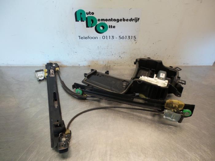 Mécanique vitre 4portes avant gauche d'un Seat Leon (Leon 0, -, 3 mois de garantie, Utilisé, -