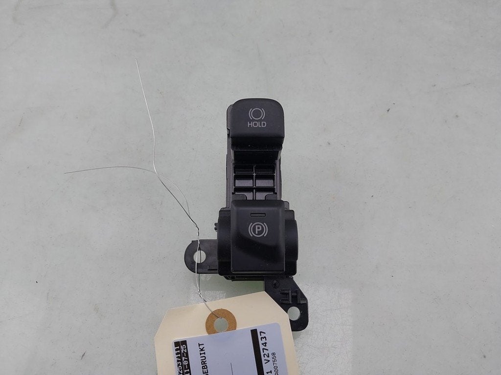 COMMUTATEUR FREIN A MAIN ELECTRIQUE Yaris Cross (PB1 / PJ1), Utilisé, Toyota