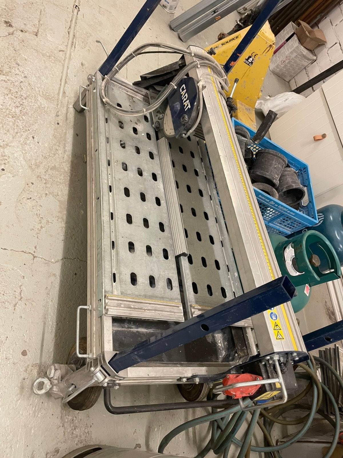 Carat tegel machine met laser op water of zonder, Ophalen, Zo goed als nieuw