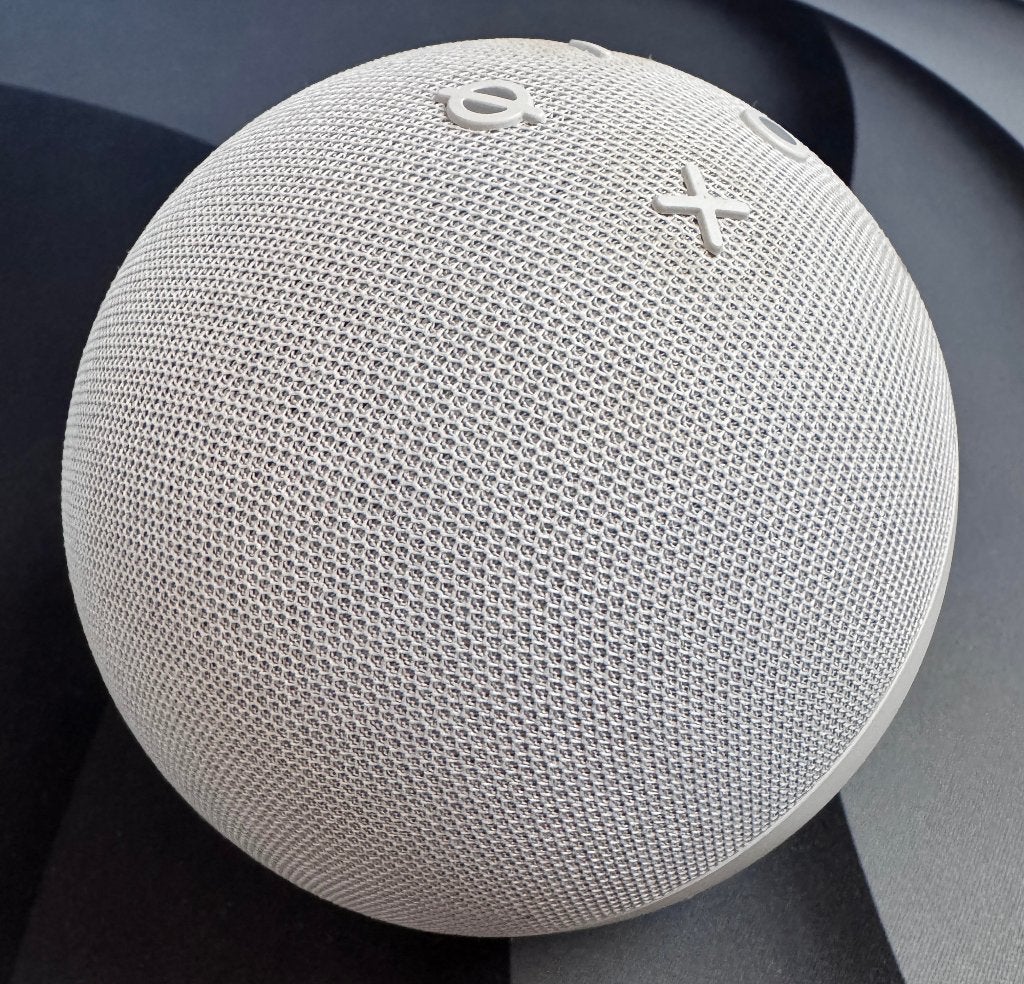 Amazon Echo Dot (5e gen / 2022) met klok - wit, Overige merken, Slimme speaker, Gebruikt, Bluetooth