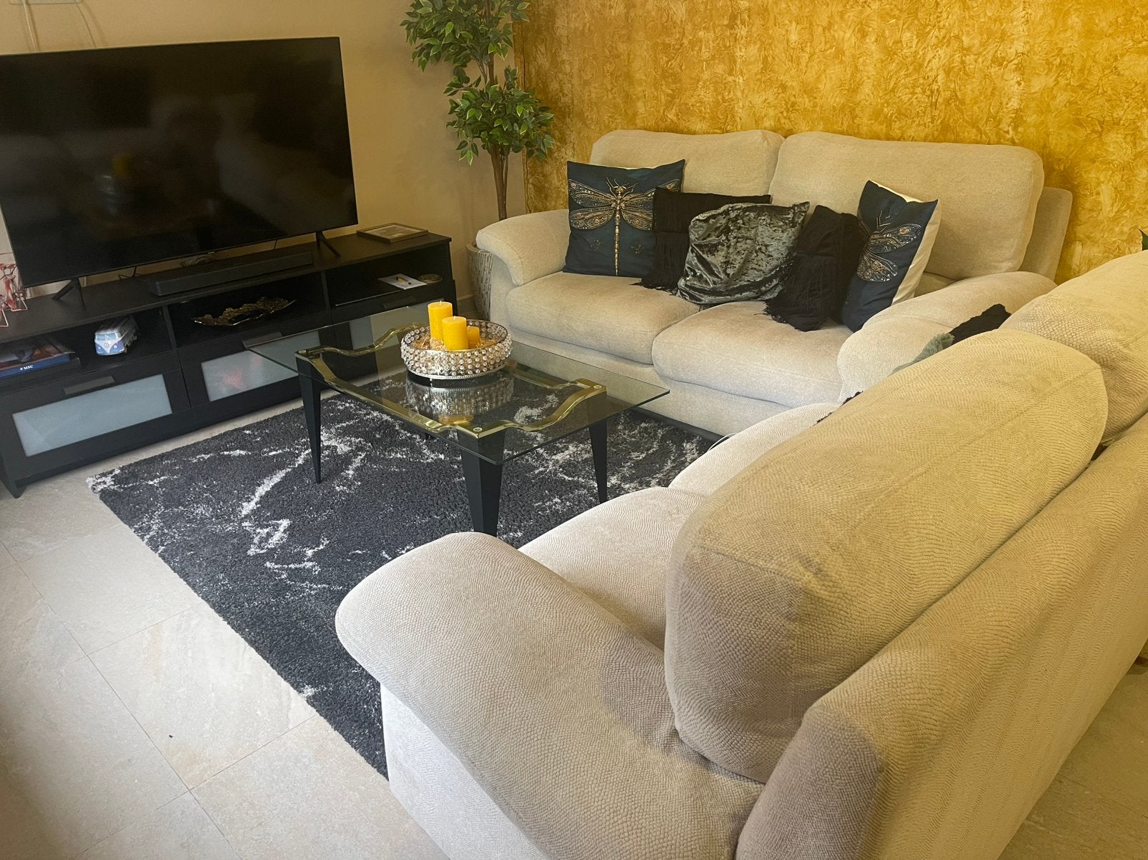 2 zetels (3+2) met glazen salontafel – gratis mennemen, Enlèvement, Comme neuf