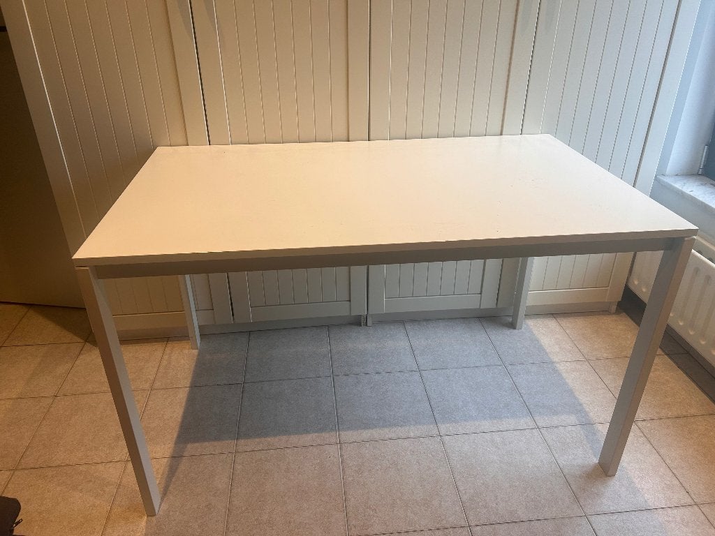 Vihals IKEA tafel, Huis en Inrichting, Ophalen, Zo goed als nieuw, Vier personen, Rechthoekig