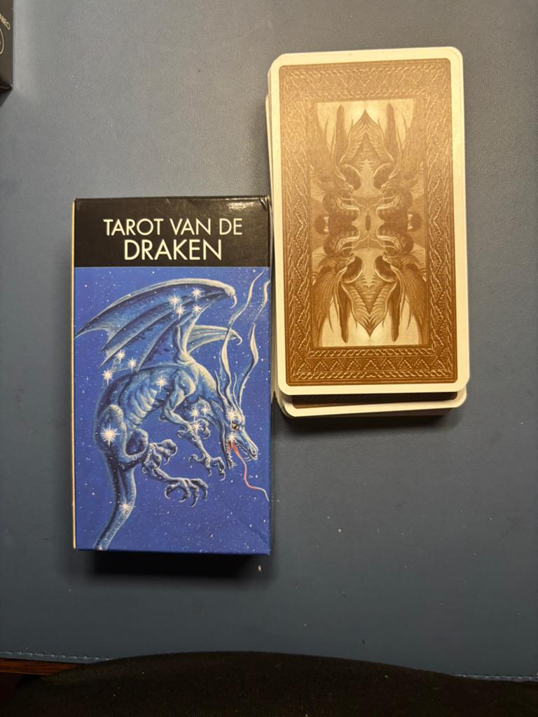 Tarot van draken, Ophalen of Verzenden, Zo goed als nieuw, Tarot of Kaarten leggen, Overige typen