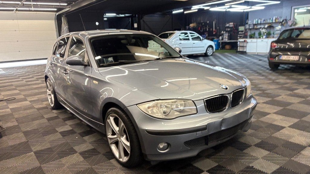 BMW 116i manuelle essence eur4 5 portes 185504 km, Autos, BMW, Achat, Entreprise, Boîte manuelle, Verrouillage central