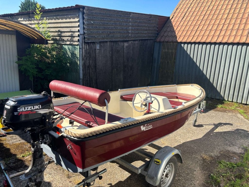 Leuke consoleboot/sloep-vaarklaar met trailer (Verkocht), Overige merken, 4 m, Tot 10 pk, 35 cm