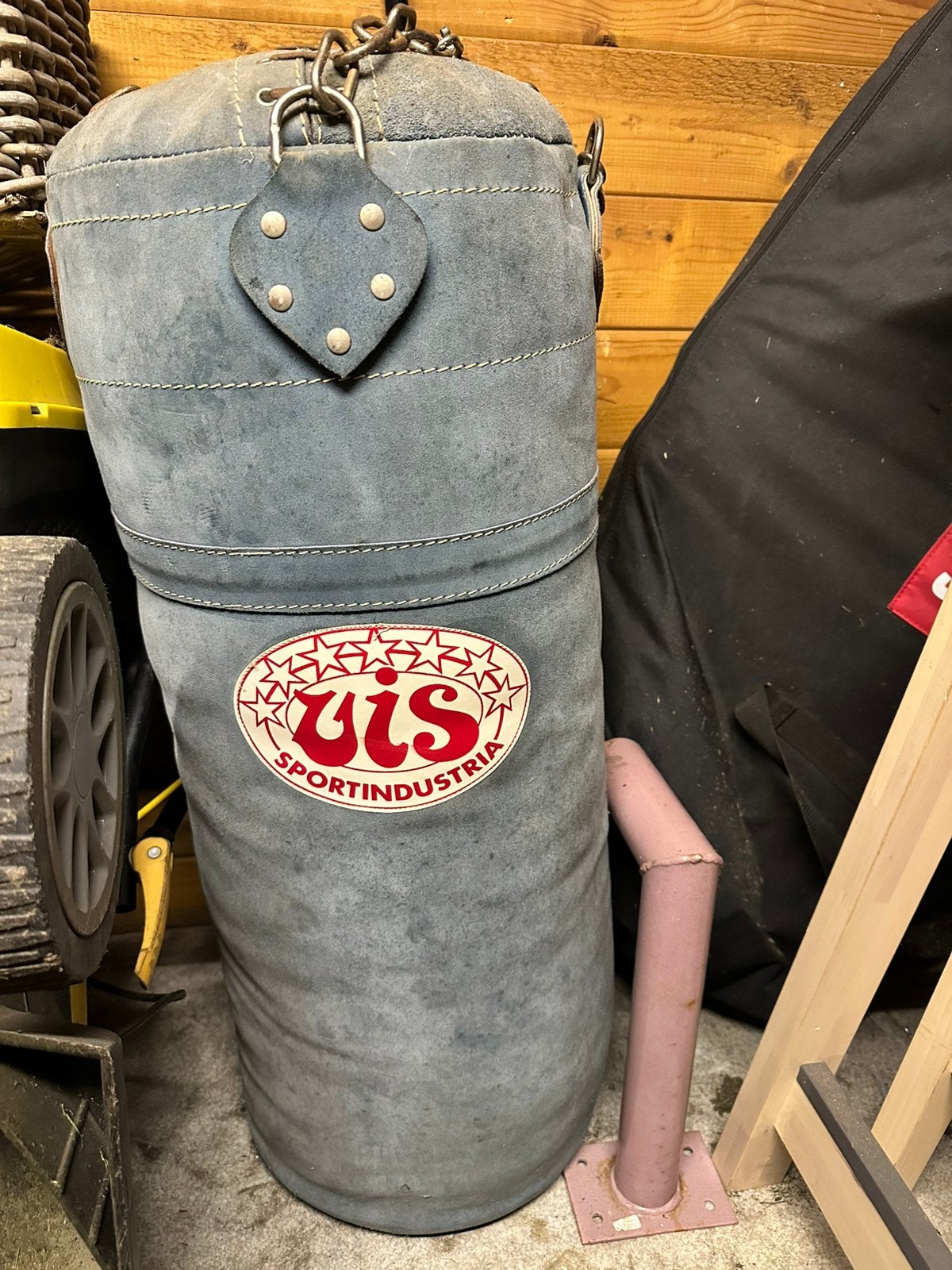 Vintage bokszak – UIS/JIS Sportindustria + ophanging, Sports & Fitness, Boxe, Enlèvement, Comme neuf, Sac de boxe