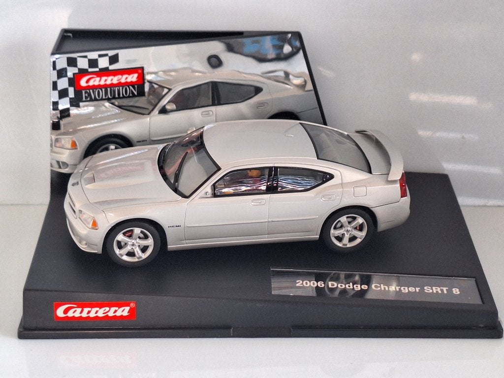 Carrera evo 2006 Dodge Charger SRT 8 Super Stocker 27250, Enfants & Bébés, Neuf, Électrique, Enlèvement ou Envoi, Carrera