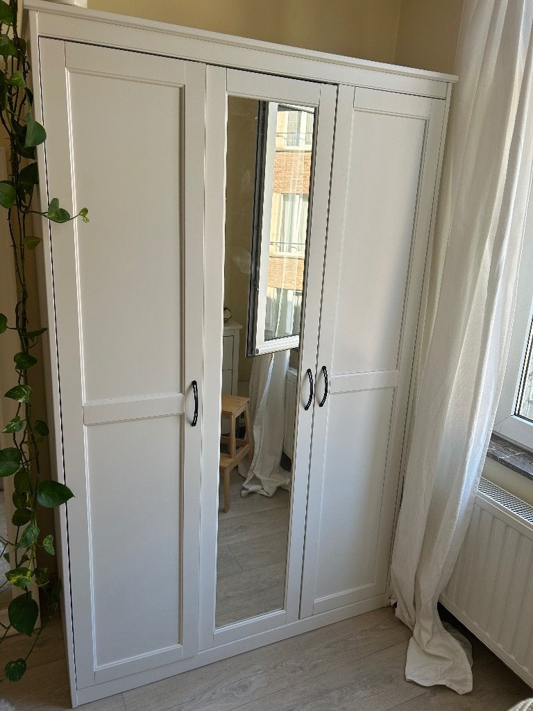 Witte kledingkast met 3 deuren van IKEA, Ophalen, Gebruikt, 100 tot 150 cm, Met deur(en)
