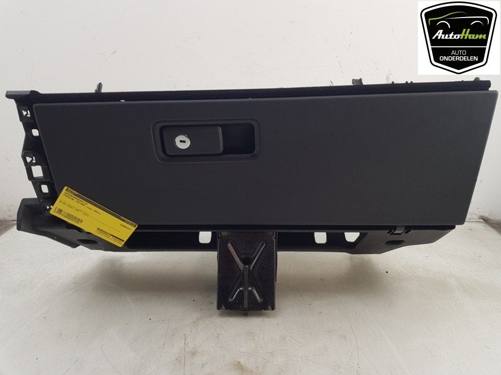 COMPARTIMENT A GANTS Porsche Taycan (Y1A) (01-2019/12-2023), Utilisé, Porsche