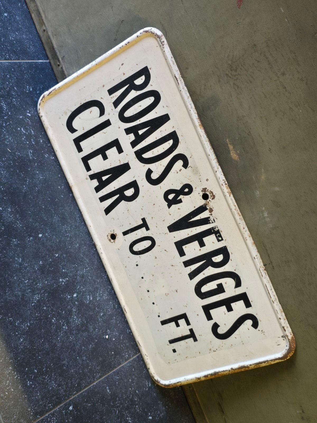 WWII US/British road sign, Verzamelen, Militaria | Tweede Wereldoorlog, Ophalen of Verzenden