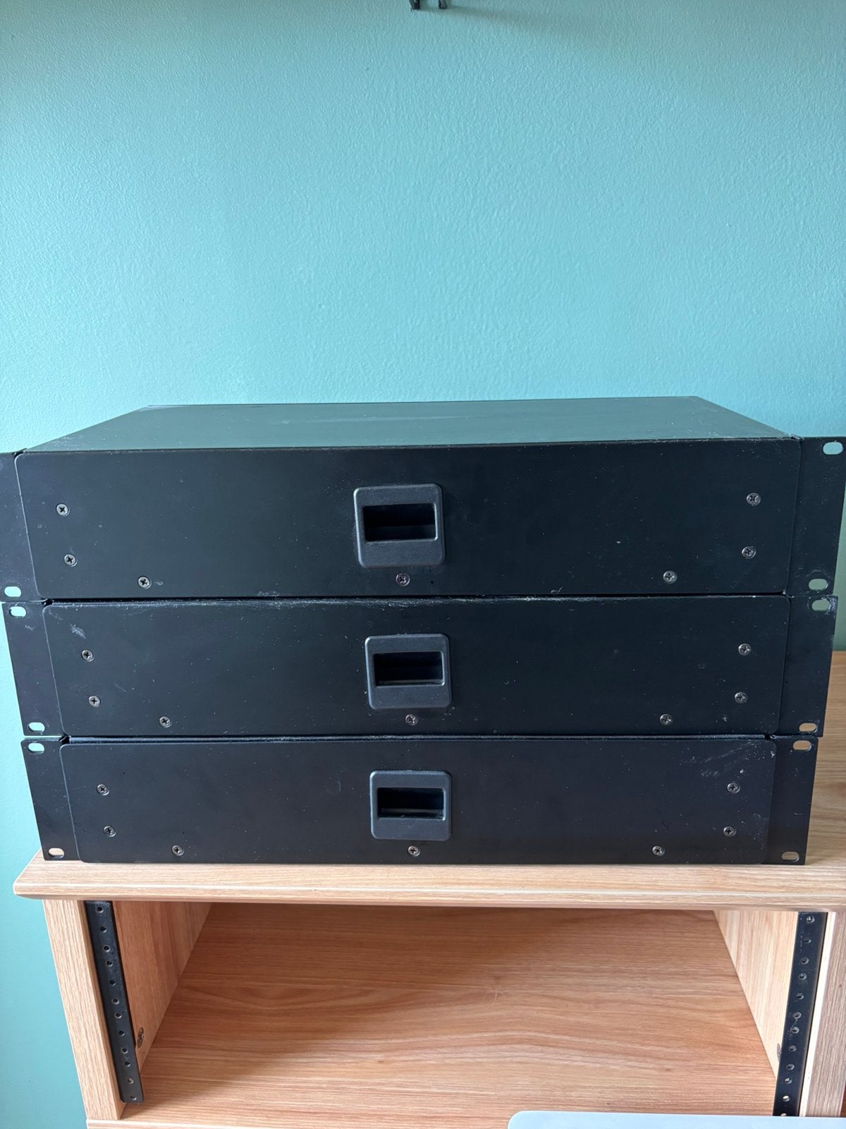 THON RACK DRAWER 2U SHORT, Musique & Instruments, Enlèvement ou Envoi, Comme neuf