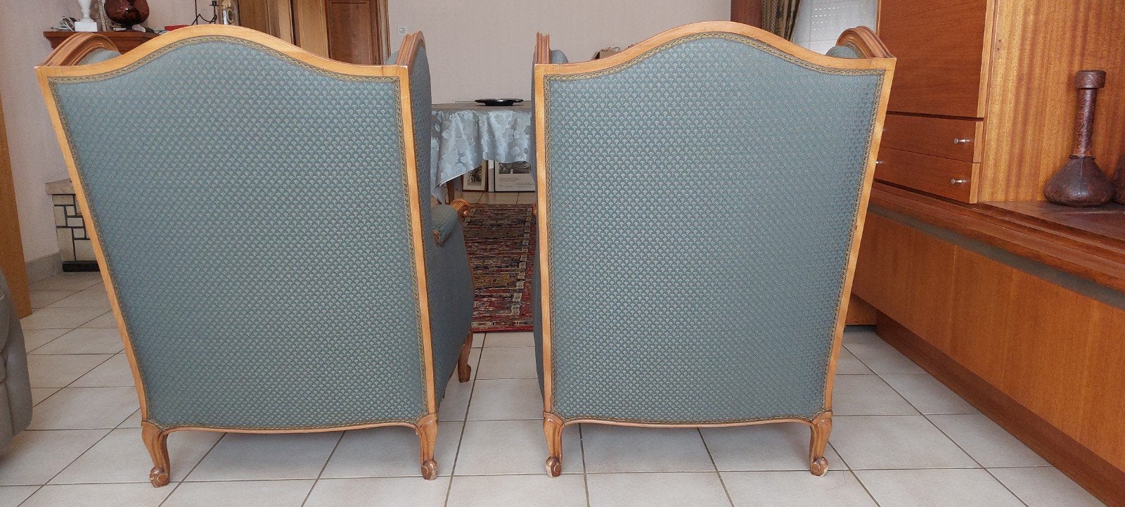2 klassieke Franse oorfauteuils Louis XV-stijl, Huis en Inrichting, Ophalen