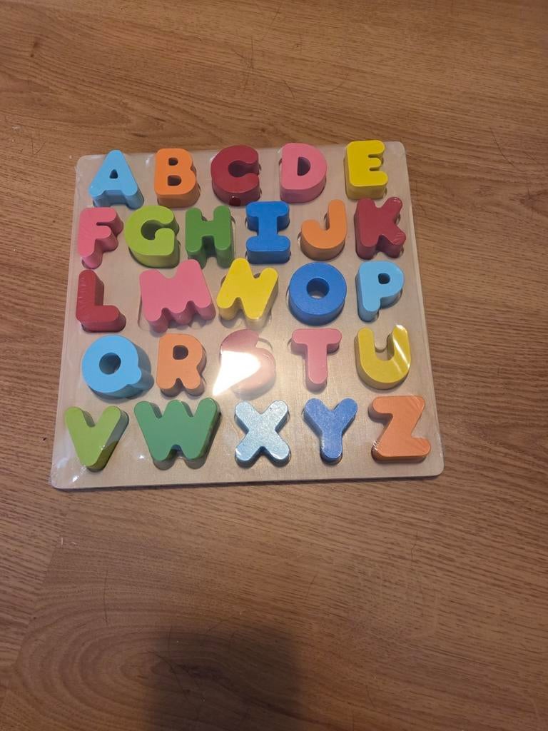 Houten kinderpuzzel alfabet, Kinderen en Baby's, Ophalen, 10 tot 50 stukjes, Nieuw, Van hout