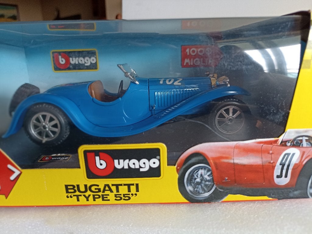 Bugatti 1,24  Bburago, Hobby & Loisirs créatifs, Enlèvement, Neuf, Voiture, Burago