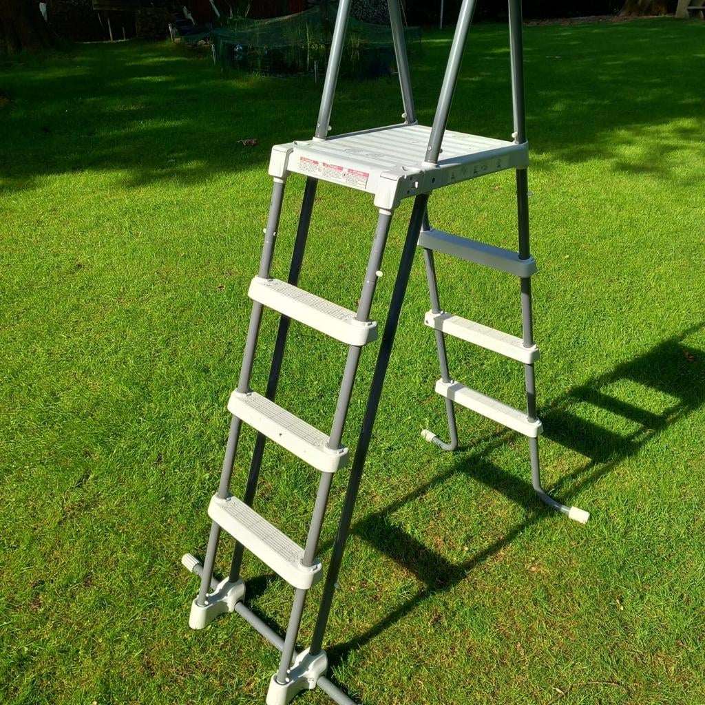 Zwembadtrapje, Tuin en Terras, Ophalen
