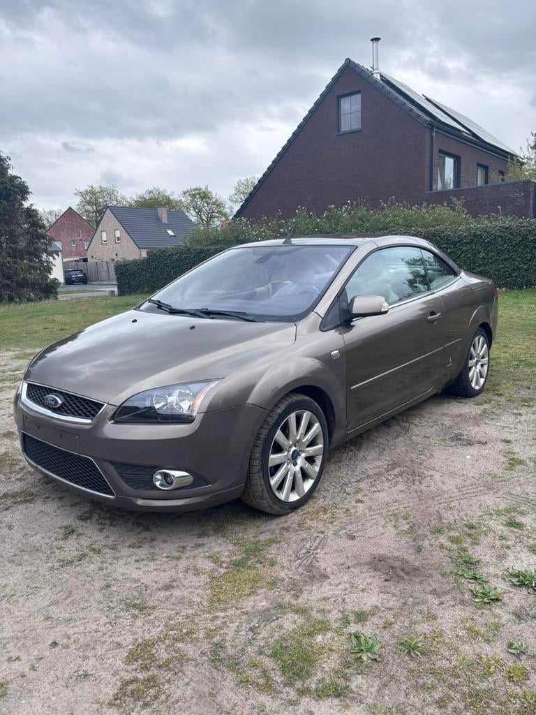 Ford focus cabrio Titanium, Autos, Ford, Achat, Capteur de lumière, Beige, Cabriolet