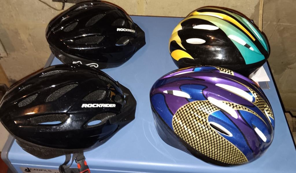 4 casques de vélo, Vélos & Vélomoteurs, Enlèvement