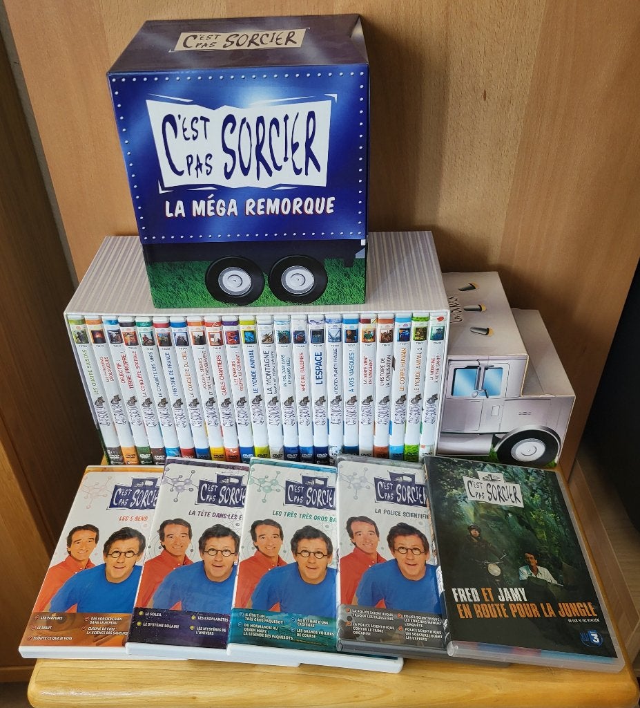 Camion C’est pas Sorcier + Méga-remorque + 5 DVD, CD & DVD, Tous les âges, Français, Comme neuf, Enlèvement