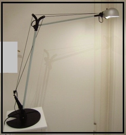DESIGN : Lamp CRICKET van RICARDO BLUMER voor ARTEMIDE 1990, Ophalen, Nieuw