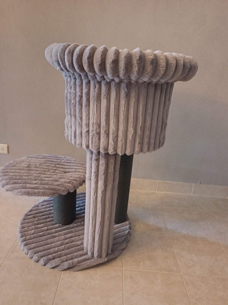 Grote stevige katten krabpaal, Dieren en Toebehoren, Krabmeubelen, Ophalen, Zo goed als nieuw, Krabpaal