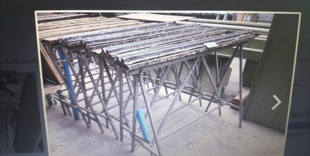 schragen. 1,2m breed.  metaal met houten bovenlat., Ophalen, Gebruikt