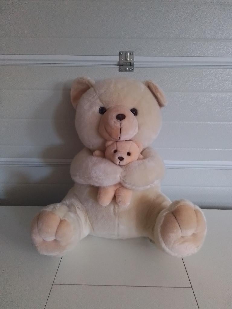 Knuffel grote beer met kleine beer, Ophalen, Zo goed als nieuw, Beer