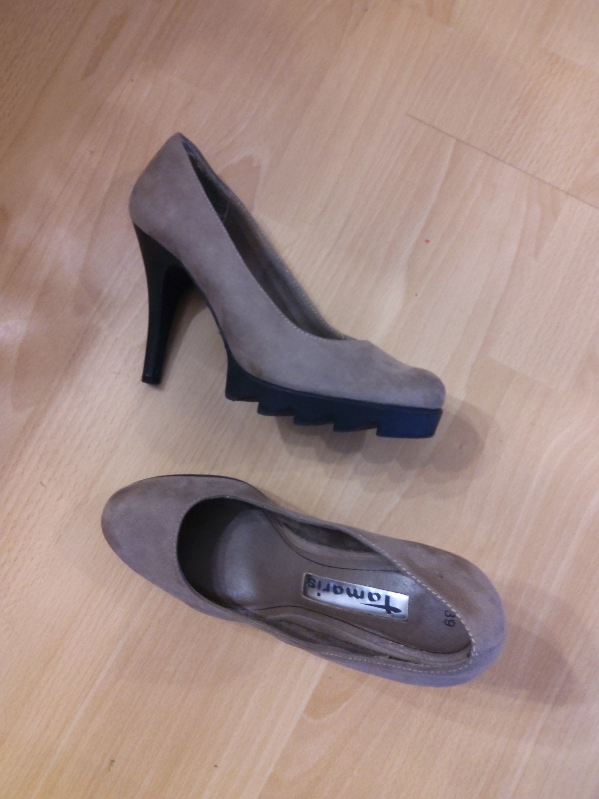 Escarpins Tamaris marron taille 39, Vêtements | Femmes, Chaussures, Tamaris, Enlèvement ou Envoi, Chaussures à haut talons, Comme neuf