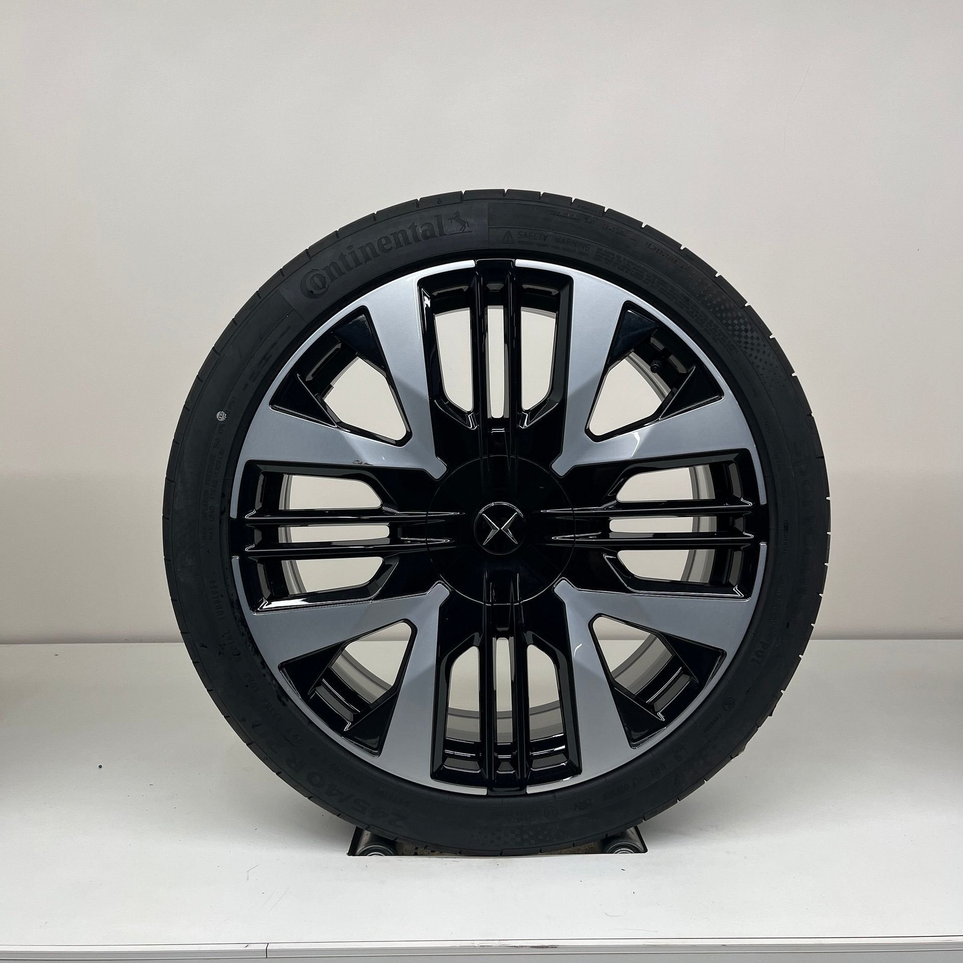 Polestar 2 - 20 inch - zomerbanden, Banden en Velgen, Ophalen of Verzenden, Personenwagen, 20 inch