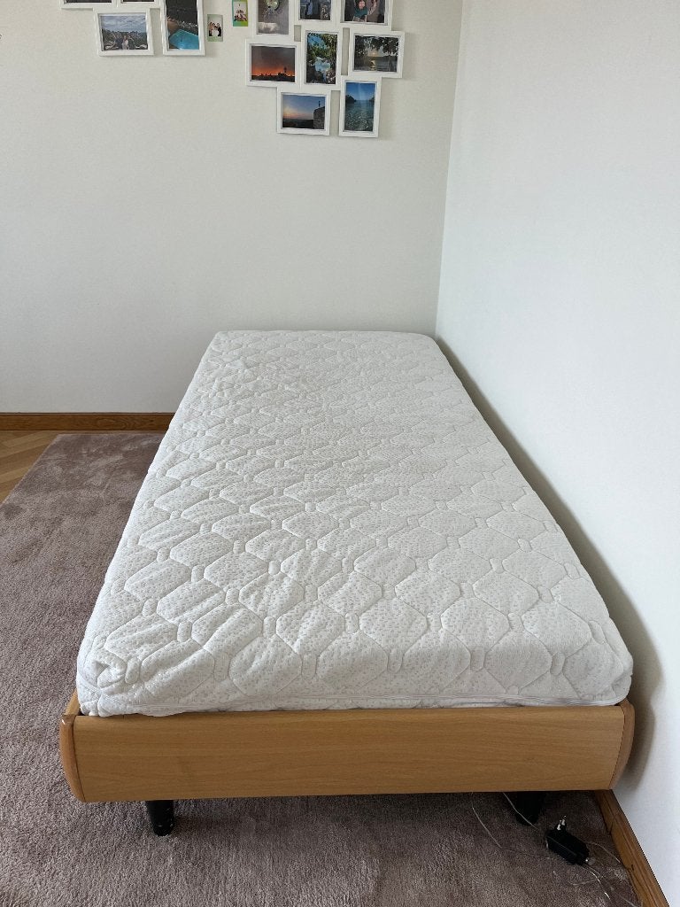 GRATIS op te halen: eenpersoonsbed met lattenbodem en matras, Ophalen, Gebruikt, 90 cm, Eenpersoons