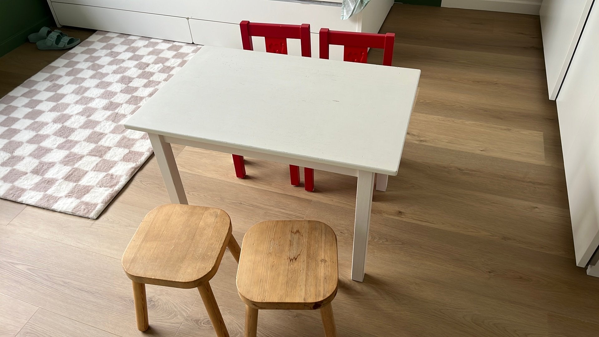 Ikea tafel voor kindjes, Ophalen, Gebruikt