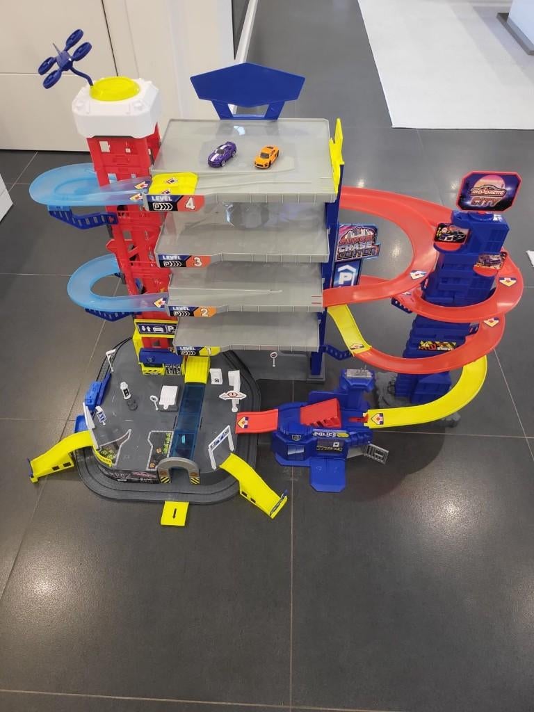Grote parkeer garage & racebaan speelset TOPSTAAT!, Ophalen, Zo goed als nieuw, Afstandsbediening