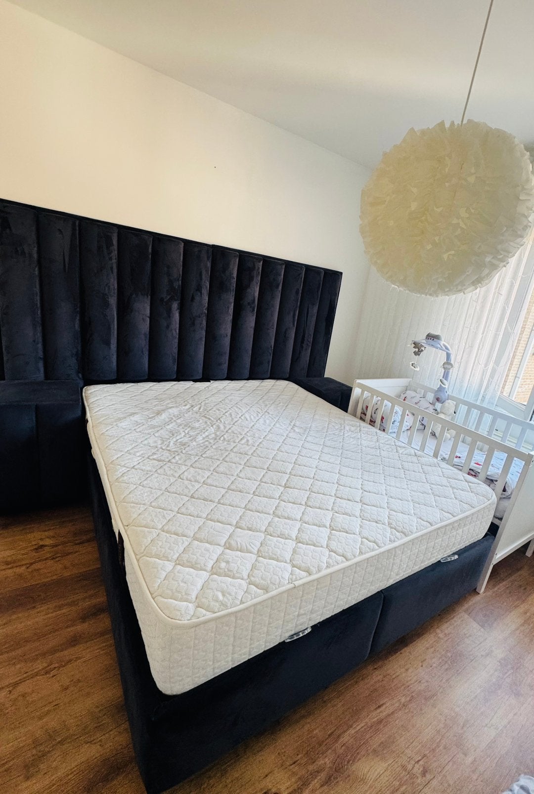Donker Blauw bed 160x200 inclusief matras + 2 nachtkastjes, Huis en Inrichting, Slaapkamer | Boxsprings, Ophalen, Gebruikt, Tweepersoons