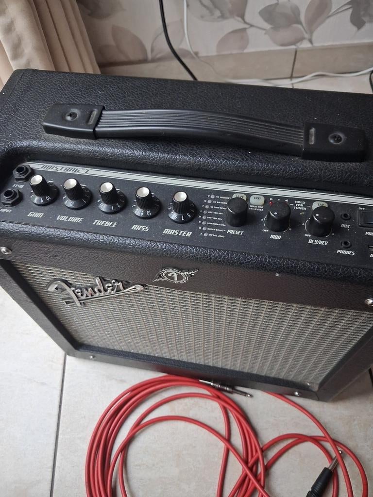 Gitaar amp fender, Muziek en Instrumenten, Ophalen, Gitaar