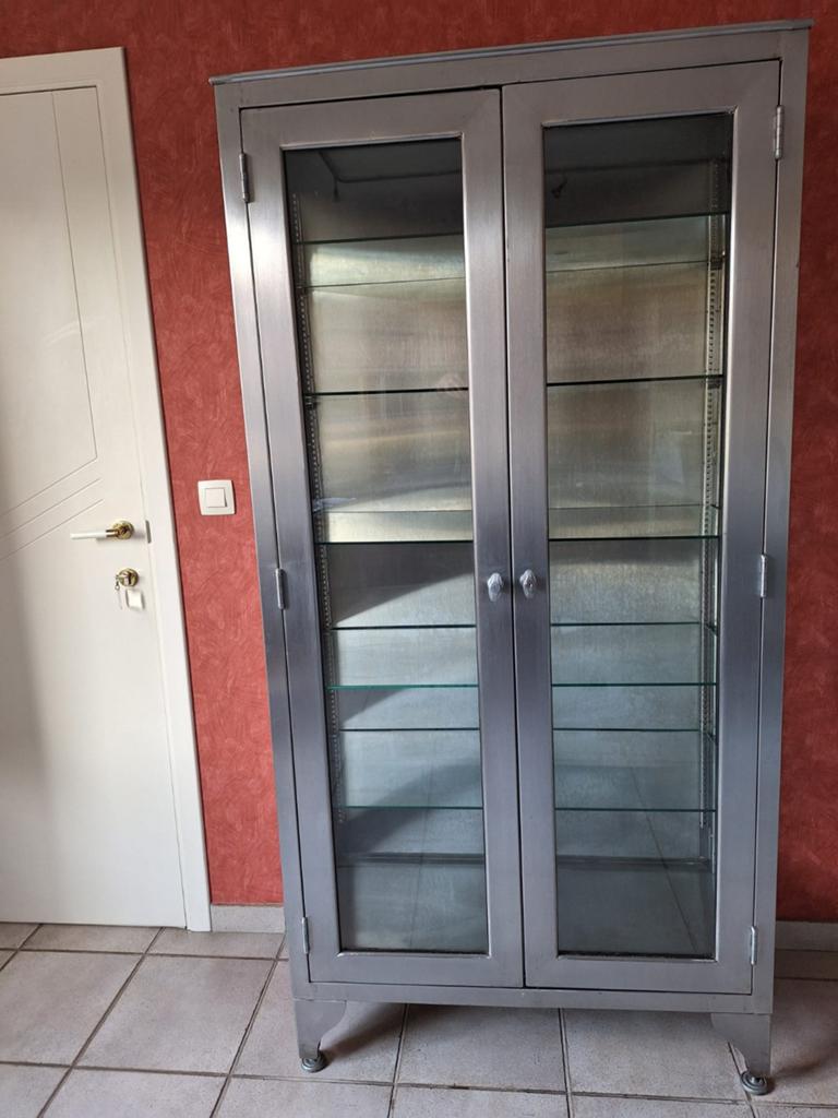 Officiële dokterskast/apothekerskast, Huis en Inrichting, Ophalen