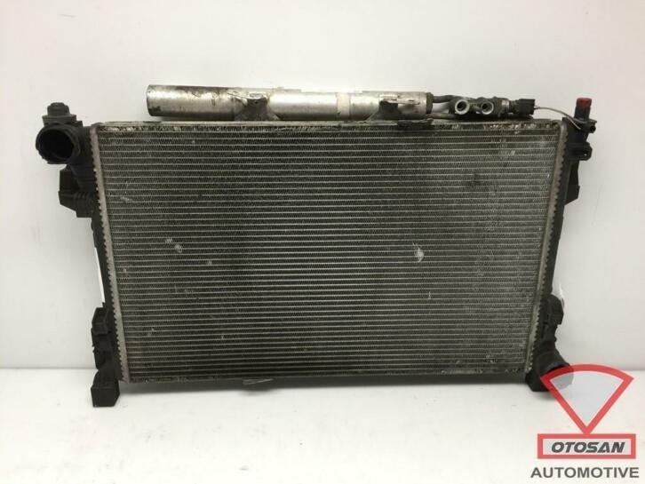 condenseur de climatisation mercedes benz classe c a20350008, Mercedes-Benz AG, Mercedes-Benz, Utilisé, Mercedesstrasse 120
70372  Stuttgart, DE