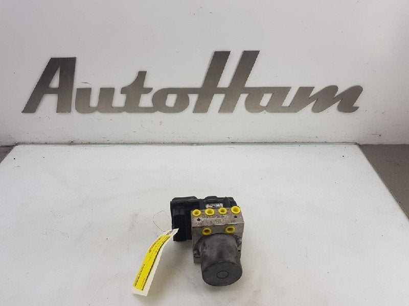 BLOC ABS (FREINS ANTI-BLOCAGE) Audi Q5 (8RB), Robert Bosch AG, Audi, Utilisé, Robert-Bosch-Allee 1
74232  Abstatt, DE