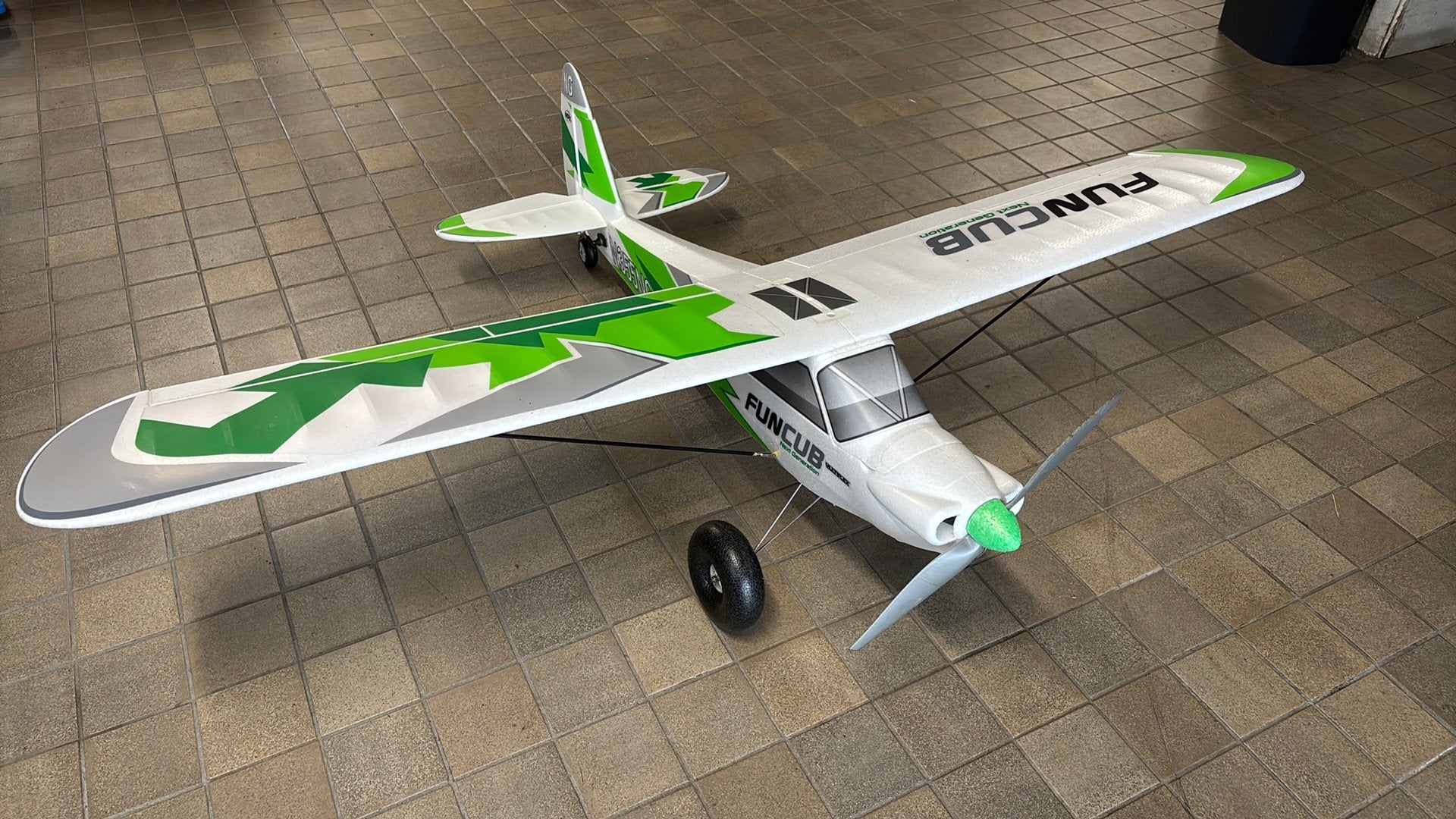 Multiplex FunCub NG RR, Ophalen, Zo goed als nieuw
