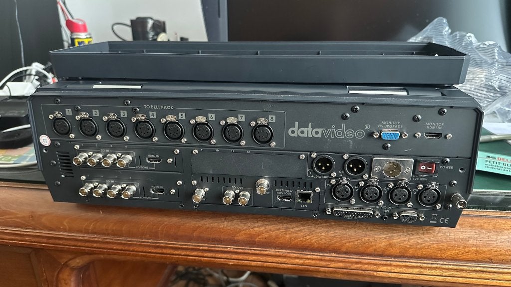 Studio vidéo portable DATAVIDEO HS-2800 8 canaux., Autres marques, Mélangeur/commutateur vidéo, Enlèvement, Comme neuf