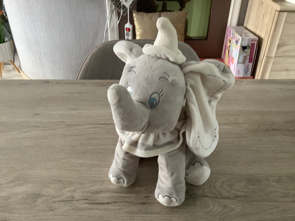 Personnage en peluche Disney Dumbo (30 cm), Comme neuf, Gris, Nicotoy, Avec vêtements ou accessoires