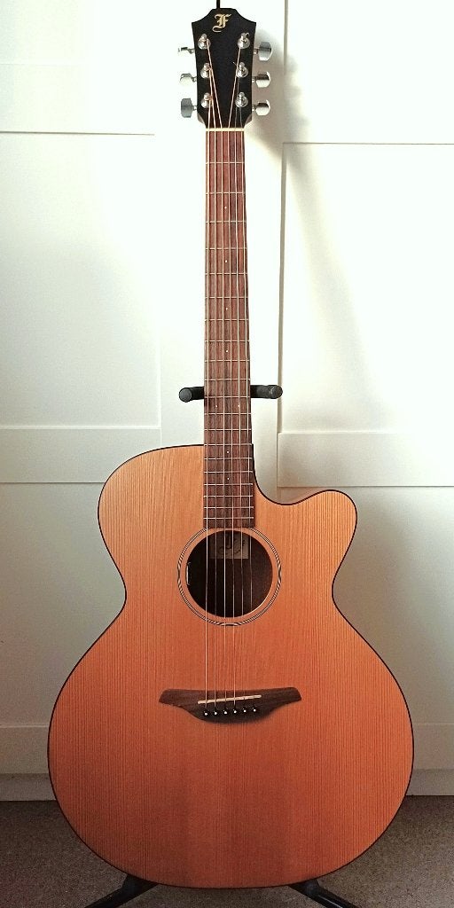 Furch S40 électro acoustique LR Baggs état neuf, Musique & Instruments, Enlèvement ou Envoi, Comme neuf, Guitare Western ou Guitare Folk